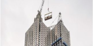 Final pod placed on World's tallest modular resi tower